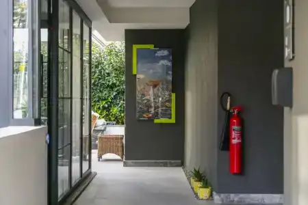 Z-Suites - 10