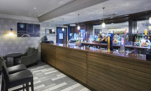 DoubleTree by Hilton Bristol North - 23