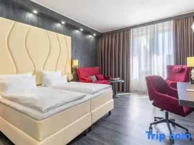 Plaza Schwerin; Sure Collection By Best Western - 83