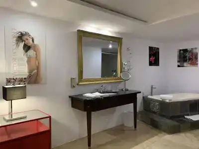 Spazio Boutique - 17