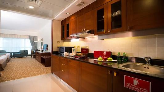 Grand Mercure Abu Dhabi - 52