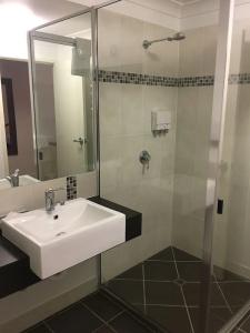 Bay Village Tropical Retreat & - 71