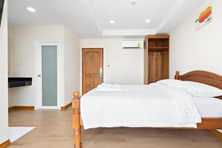 Royale 8 Ville Guest House - 38