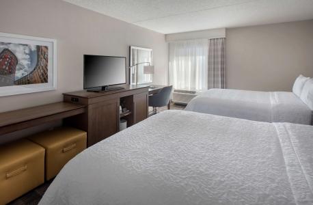 Hampton Inn Boston Logan Airport - 1