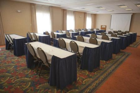 Hilton Garden Inn/Journal Center - 19