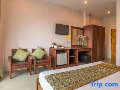 Krabi Phetpailin - 22