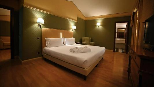Best Western Grand Guinigi - 6