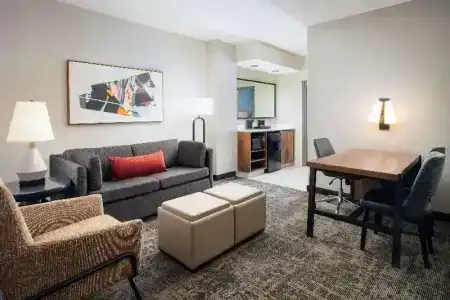 Embassy Suites - 59