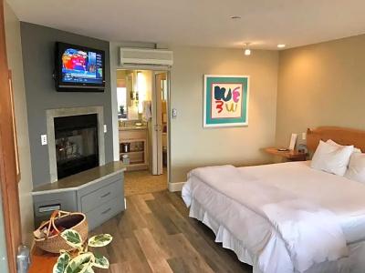 Cambria Shores Inn - 39