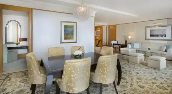 The Ritz-Carlton Executive Residences - 24