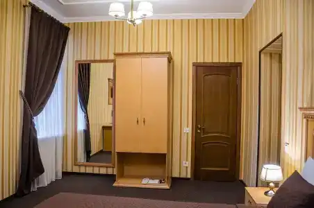 Дворянский - 13