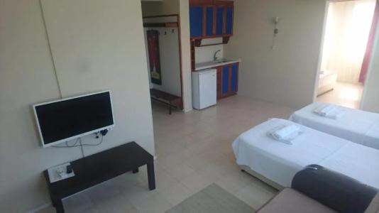 Koz Marigold Apart - 171