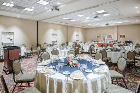 Hilton Garden Inn - 26