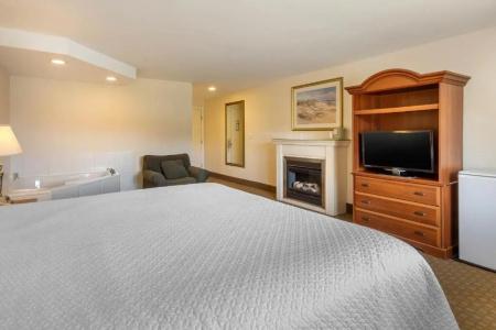 Ogunquit and Suites - 31