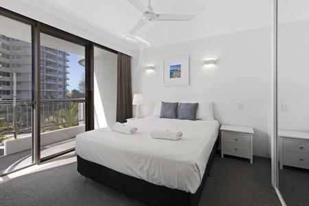 Pacific Broadbeach - 72