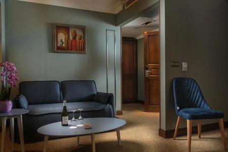 Rosslyn Thracia Sofia - 60