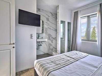Naoussa Hills Boutique Resort- Adults Only (13+) - 77