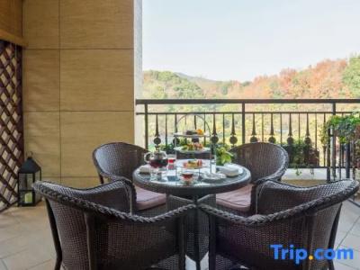 Hangzhou Rose Garden Resort & Spa - 161