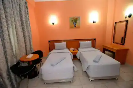 Dubai Youth Hostel - 10