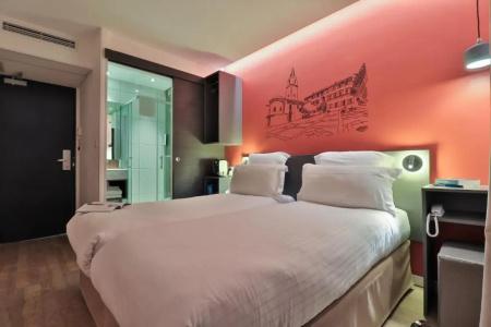Kyriad Frejus - Centre - 73