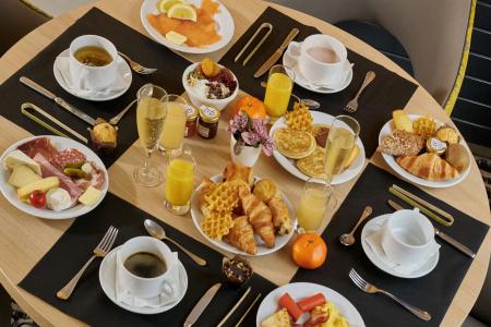Best Western Plus Carlton Annecy - 12