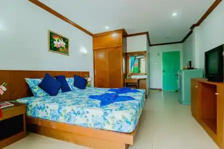 RK Guesthouse - 38