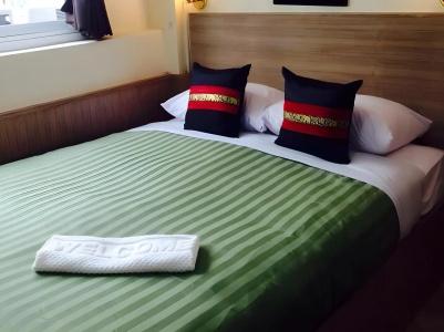 Sukhumvit 20 Guest House - 15