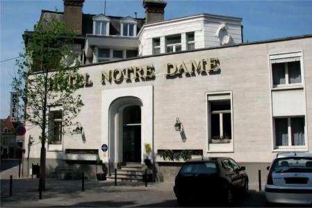 Brit Notre Dame - 14