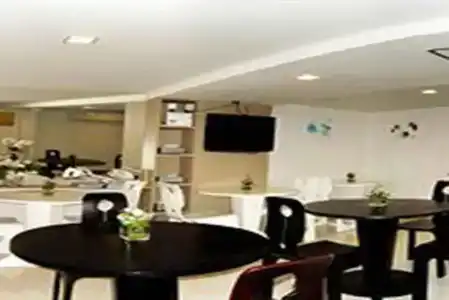 Nantra Silom - 18