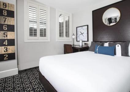 Harbor Court - 21