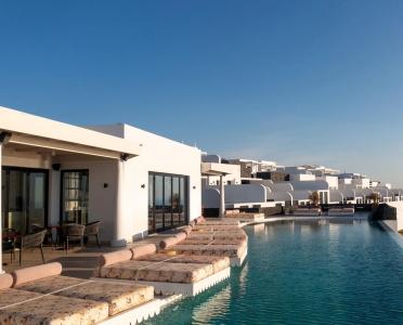 Cresanto Luxury Suites - 14