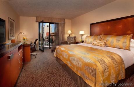 The Paramount Portland - 21