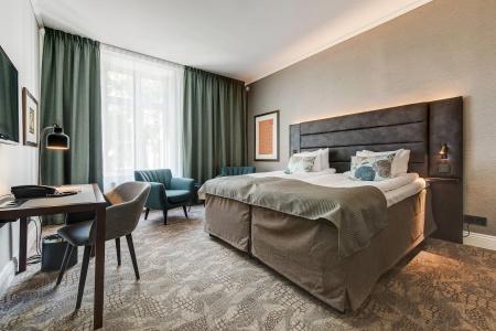 Clarion Collection Victoria - 6