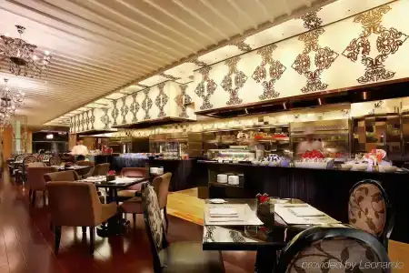 Sofitel Guangzhou Sunrich - 12