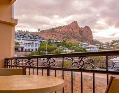 The Robert Towns - 14