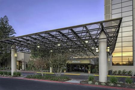 Hilton Arden West - 33