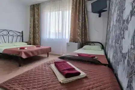 Зеленый дворик - 4