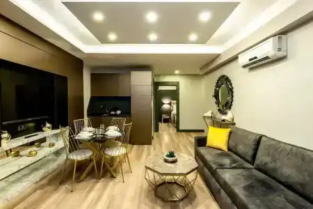 A Palace Suites - 178