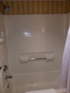 Holiday Inn Express Indianapolis South, An Ihg - 8