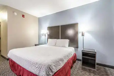 Americas Best Value Inn - - 6