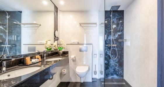 Plaza Schwerin; Sure Collection By Best Western - 217