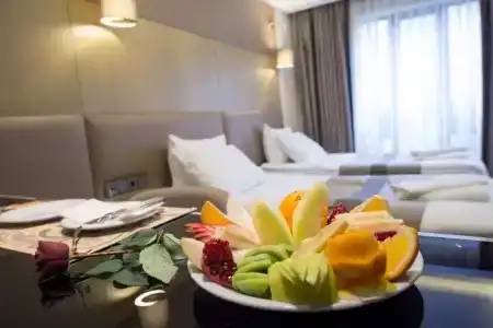 Gk Regency Suites - 12