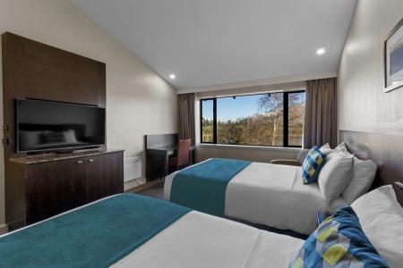 Copthorne & Resort Lakefront - 5