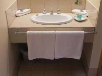 St Georges Motor Inn - 21
