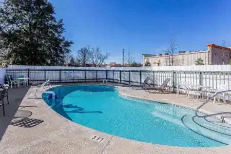 Rodeway Inn - 9