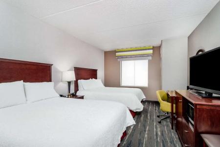 Hampton Inn & Suites Minneapolis St. Paul Airport - Mall of America - 56