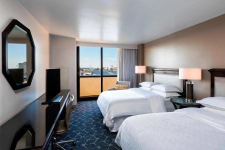 Sheraton Norfolk Waterside - 55