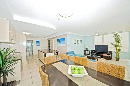 Burleigh Beach Tower - 0