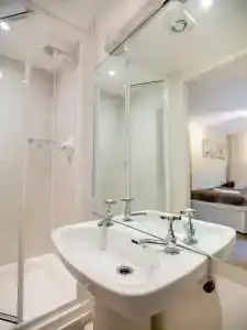 Oyo Arden Guest House - 28