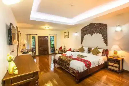 Pingdoi Hualin Boutique - 87